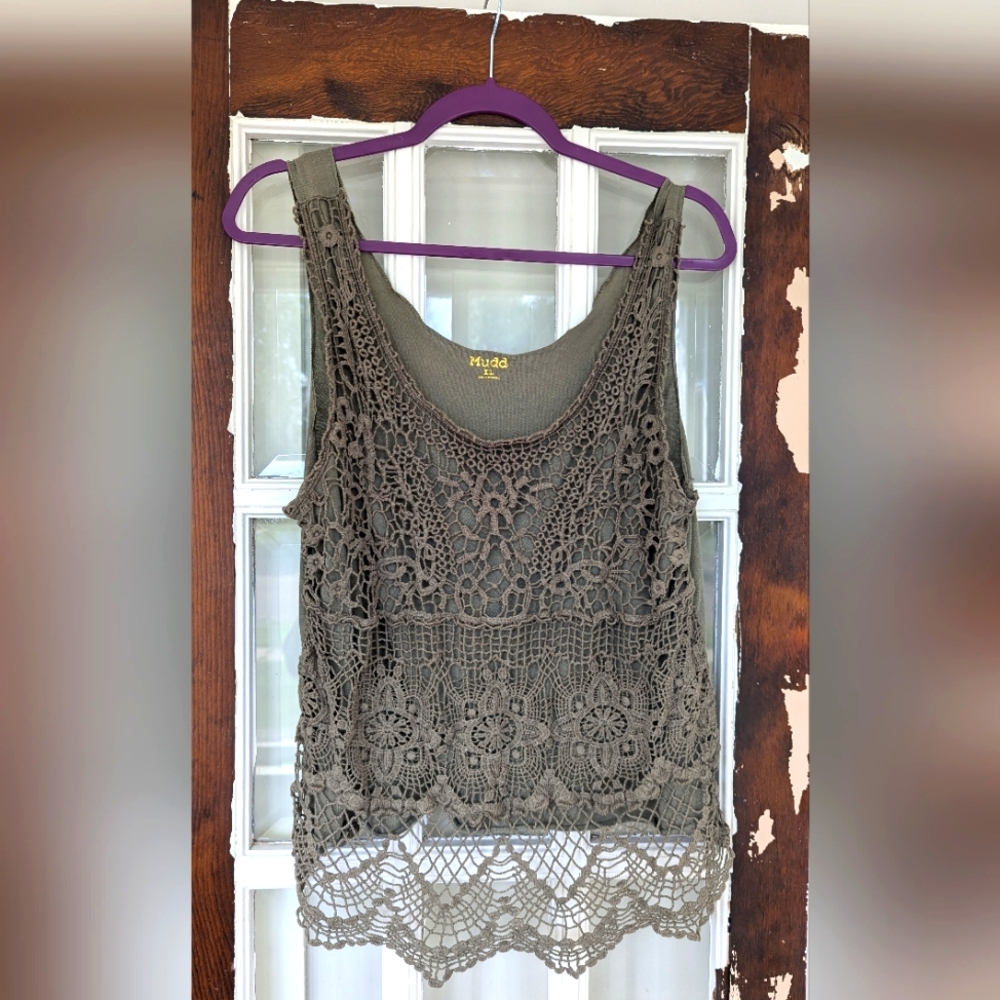 Cropped tank top
